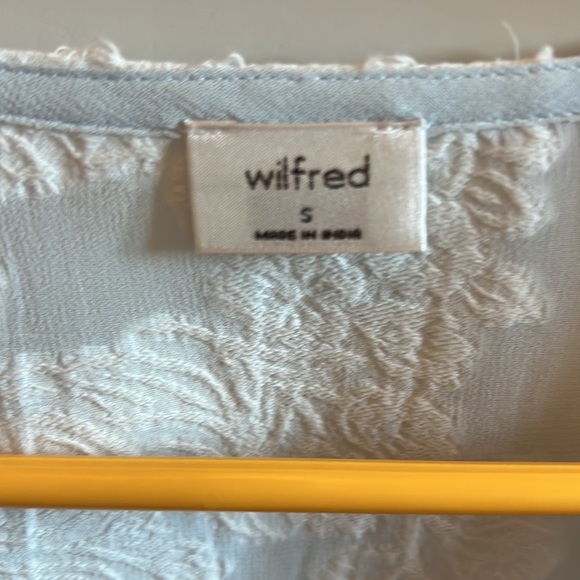 NWOT Aritzia Blue Flower Lace Top - Picture 3 of 5